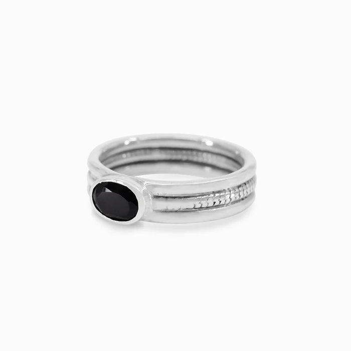 Oval Black Onyx gemstone bezel set in polished sterling silver triple-band ring.
