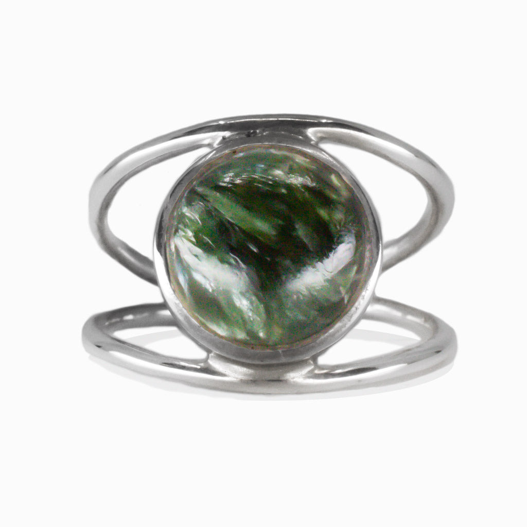 CABOCHON SERAPHINITE ROUND HALO RING STERLING SILVER | MADE IN EARTH 