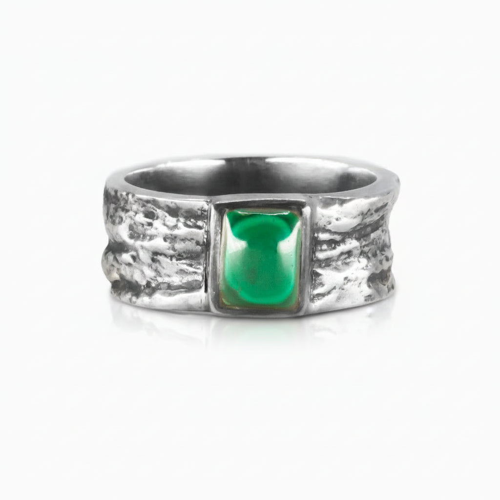 Rectangular Malachite cabochon ring in textured sterling silver band with vibrant green gemstone.|MADE IN EARTH