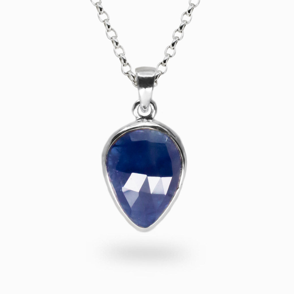 FACETED TEAR SAPPHIRE NECKLACE MADE IN EARTH