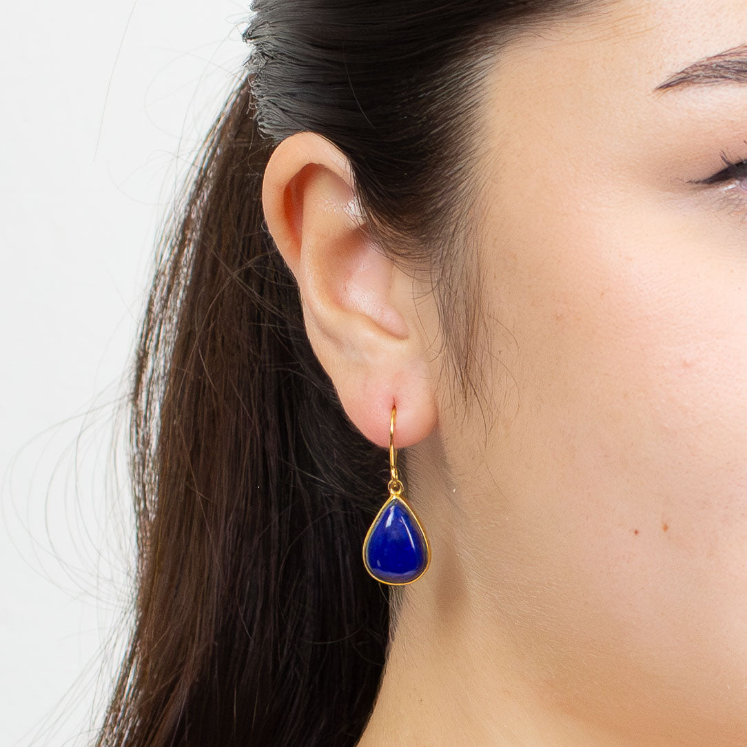 CABOCHON TEARDROP LAPIS LAZULI TEAR DROP IN GOLD VERMEIL FINISH | MADE IN EARTH