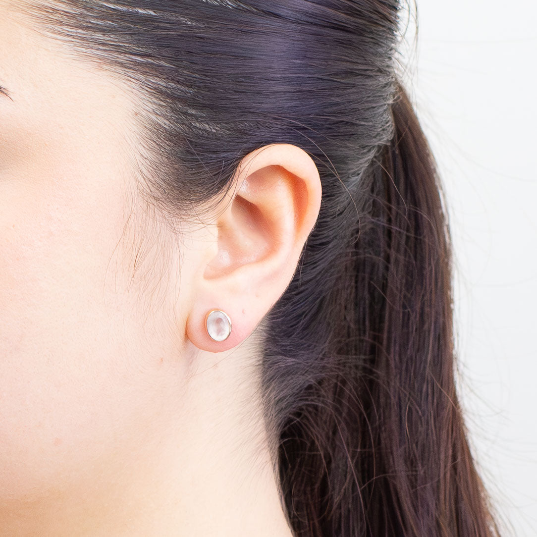 FACETED ROSE QUARTZ OVAL STUD EARRINGS IN ROSE GOLD VERMEIL FINISH | MADE IN EARTH