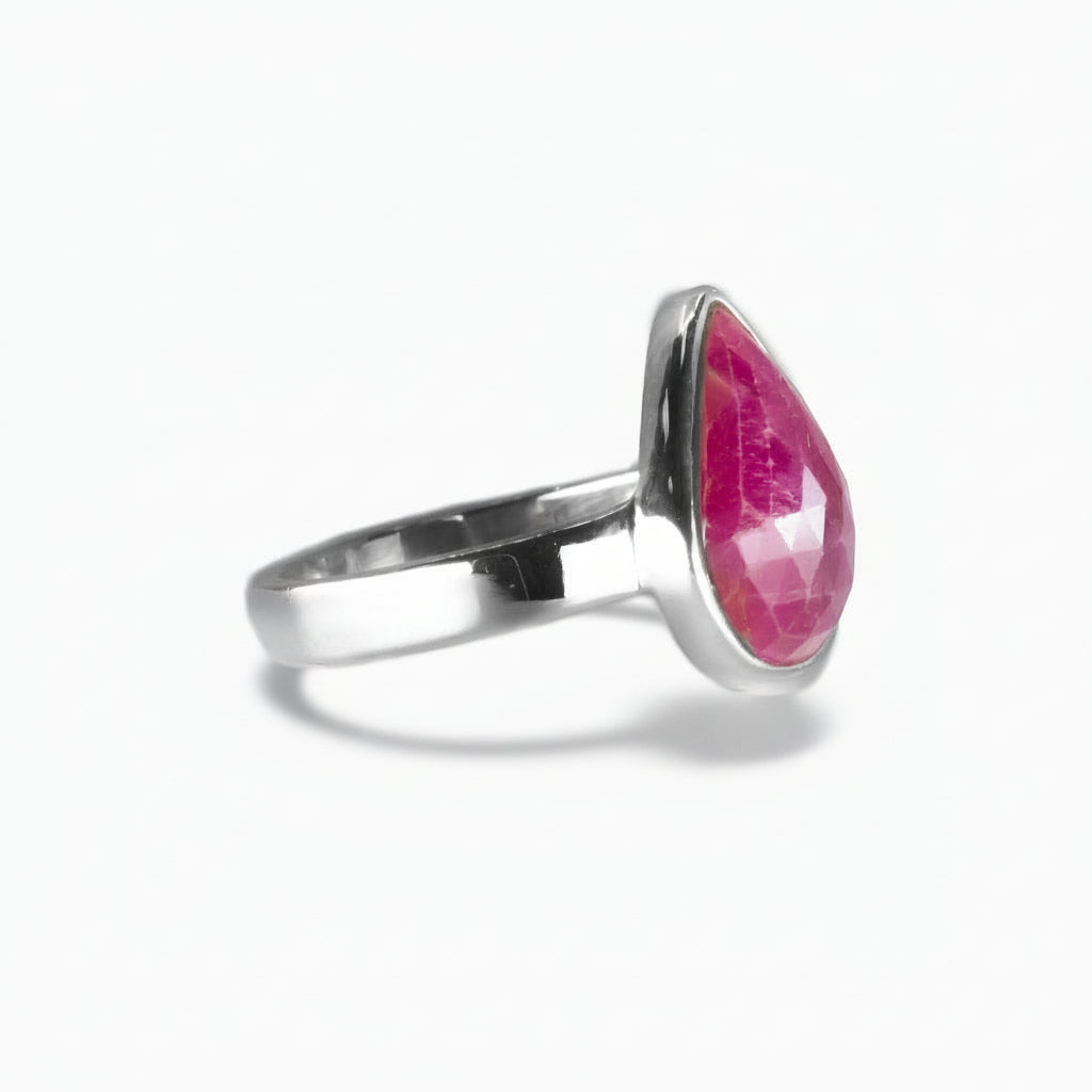 Teardrop faceted Ruby ring in sterling silver with deep crimson tones and natural internal patterns | MADE IN EARTH USA
