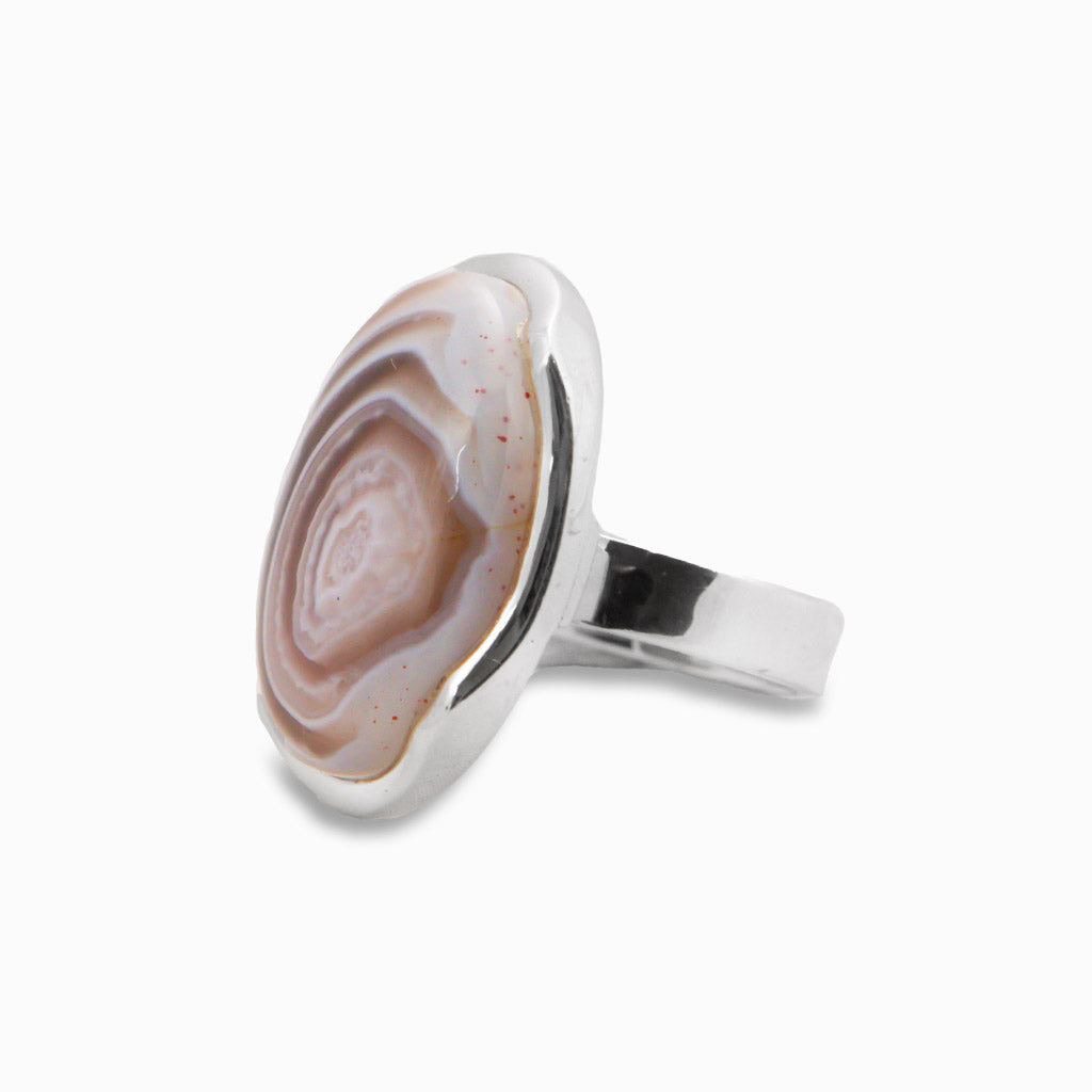 CABOCHON BANDED AGATE RING SIDE VIEW