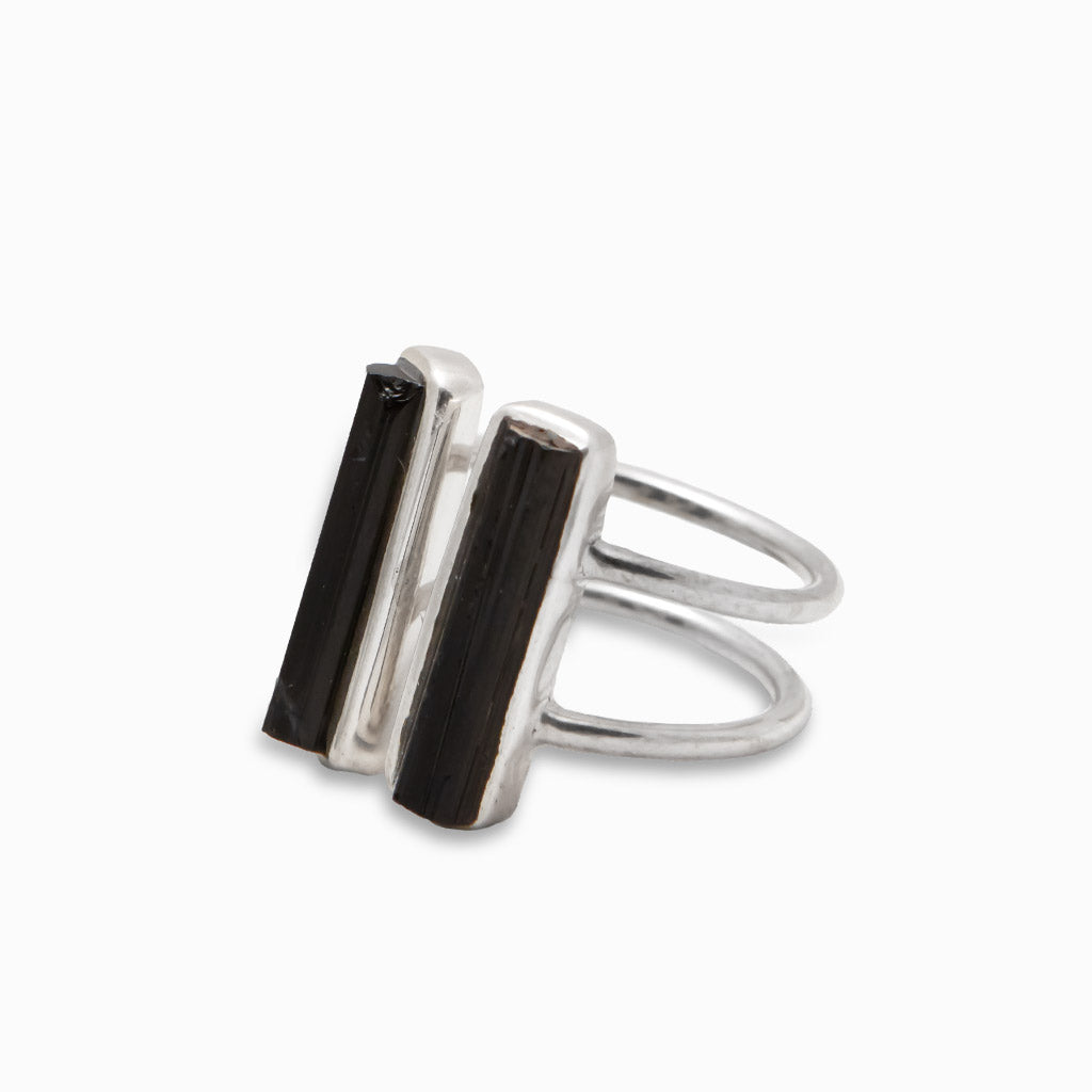 BLACK TOURMALINE RING