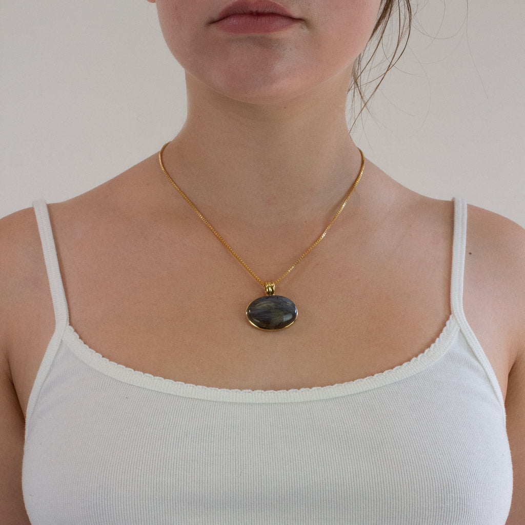 Labradorite oval necklace on model