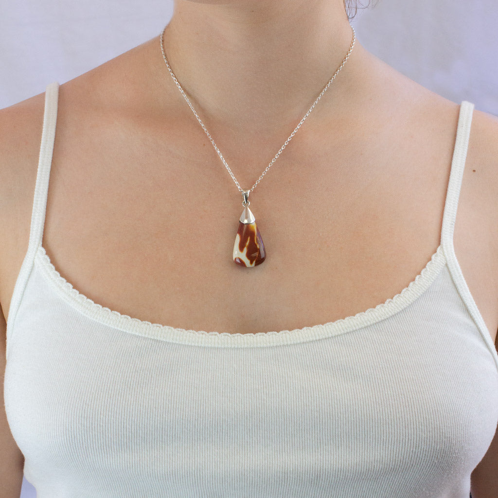 Mookaite necklace on model