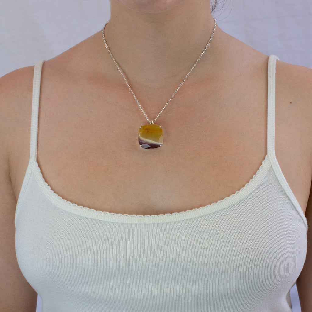 Mookaite necklace on model