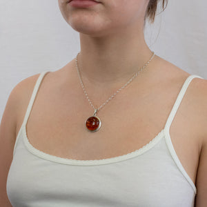 Cabochon Amber necklace on model