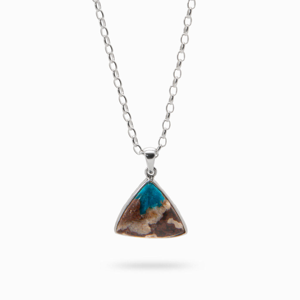 CAVANSITE IN MATRIX CABOCHON TRIANGLE NECKLACE