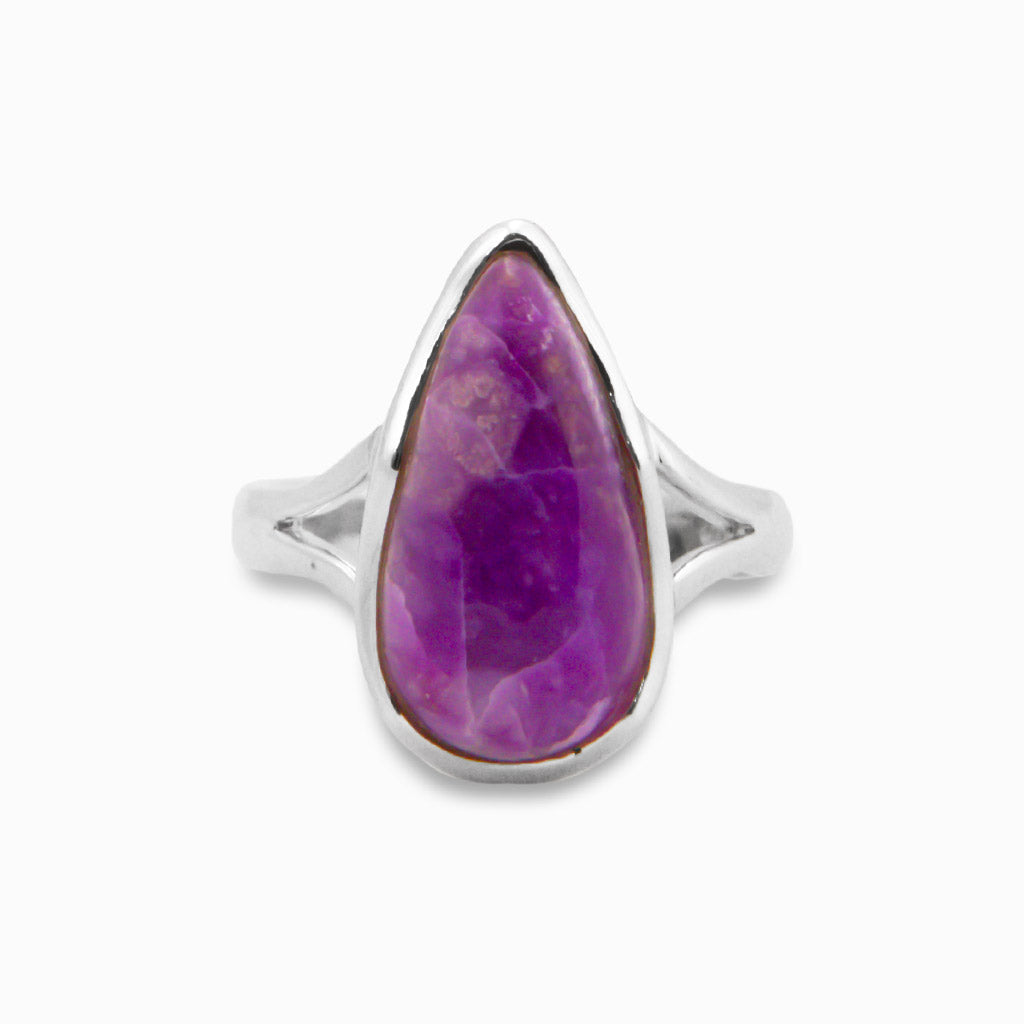 CABOCHON SUGILITE TEAR RING