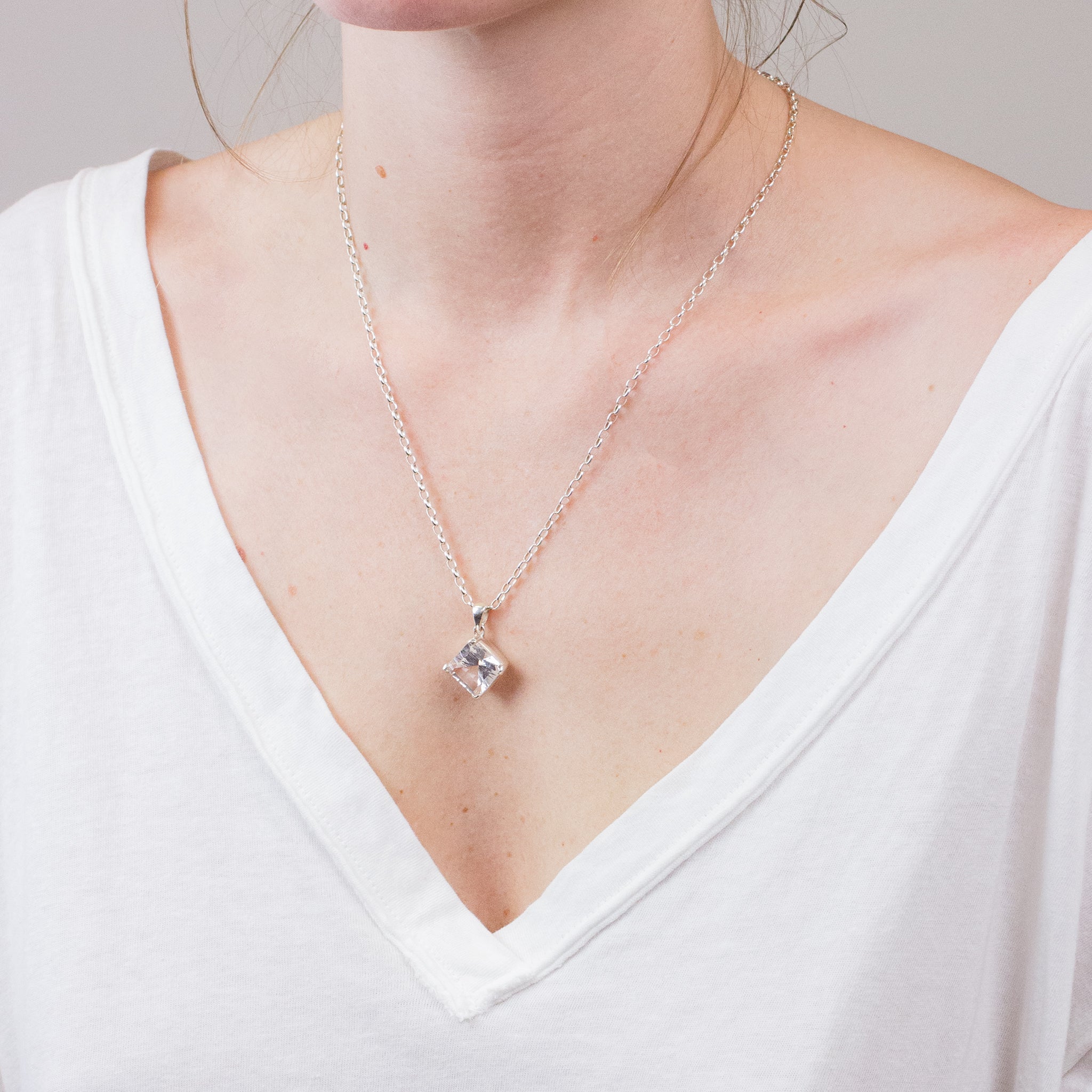 FACETED CLEAR QTZ NECKLACE