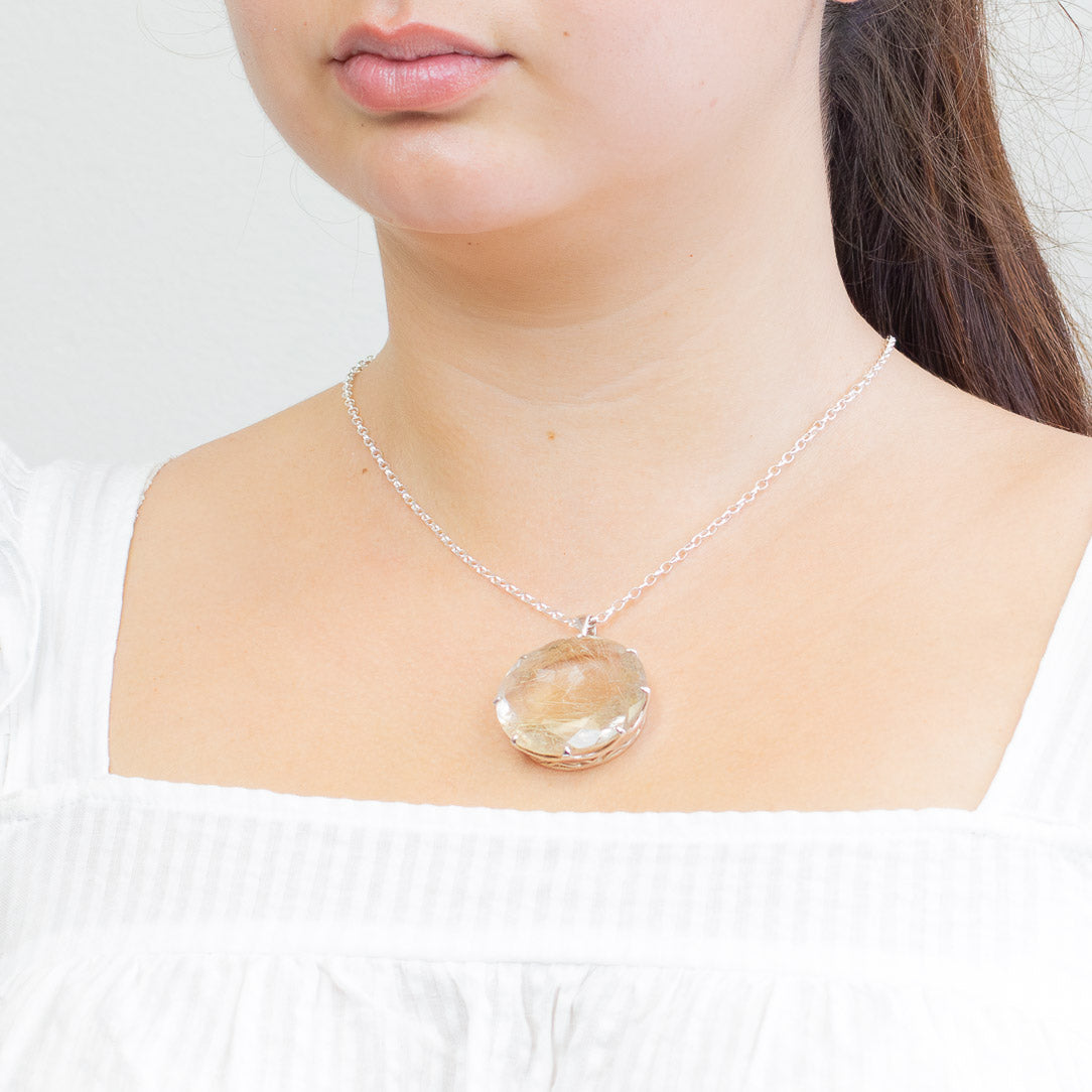 RUTILATED QUARTZ FAC ROUND CLAW STERLING SILVER NECKLACE  MADE IN EARTH 