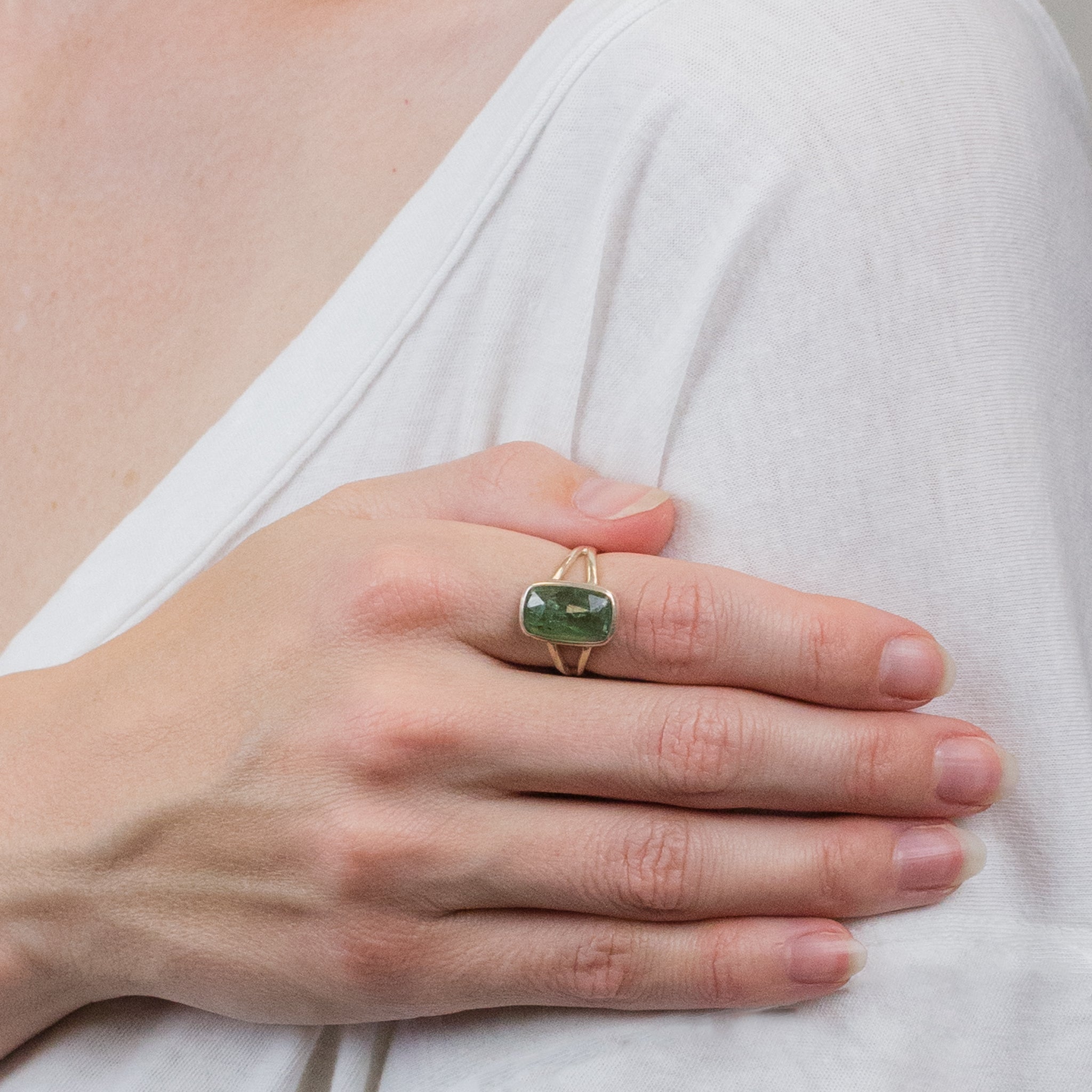 GREEN KYANITE RING