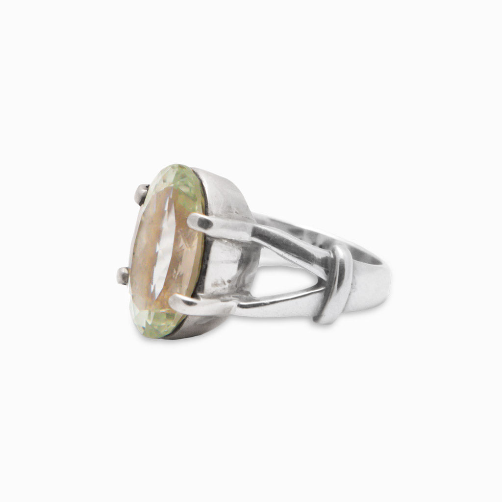 FACETED GREEN QUARTZ RING