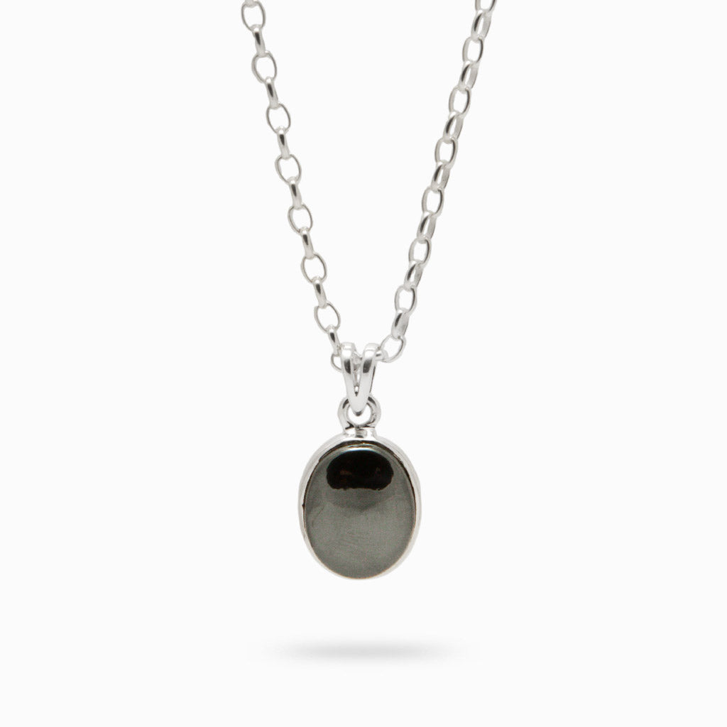 HEMATITE CABOCHON NECKLACE