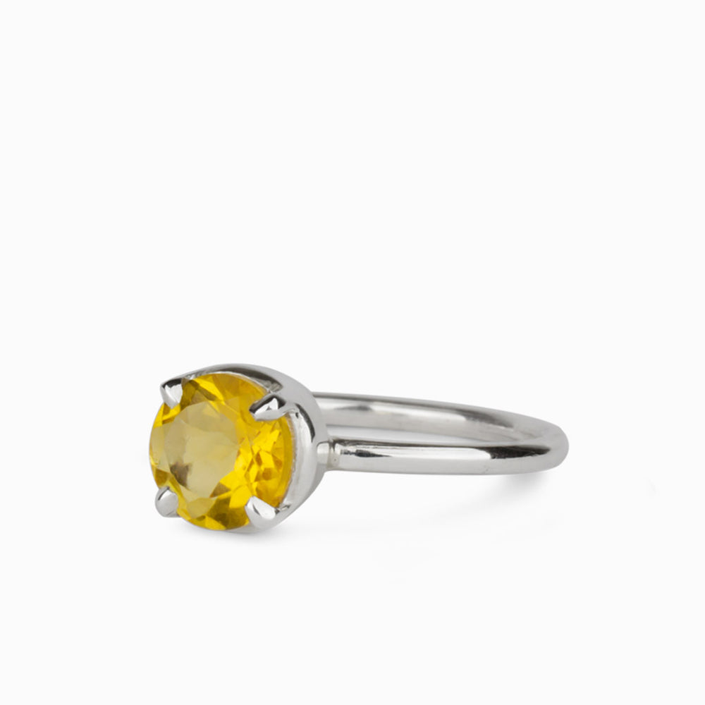 FACETED ROUND CITRINE RING