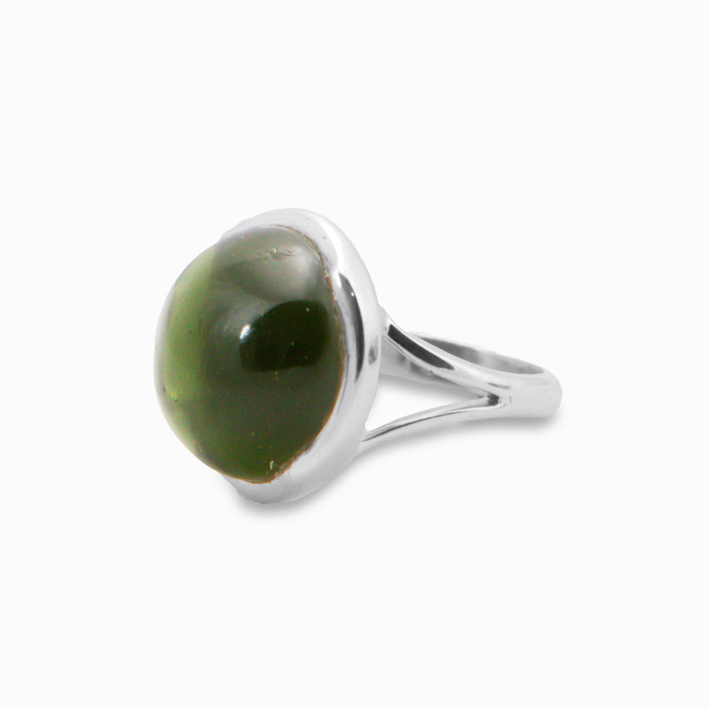 CABOCHON MOLDAVITE RING