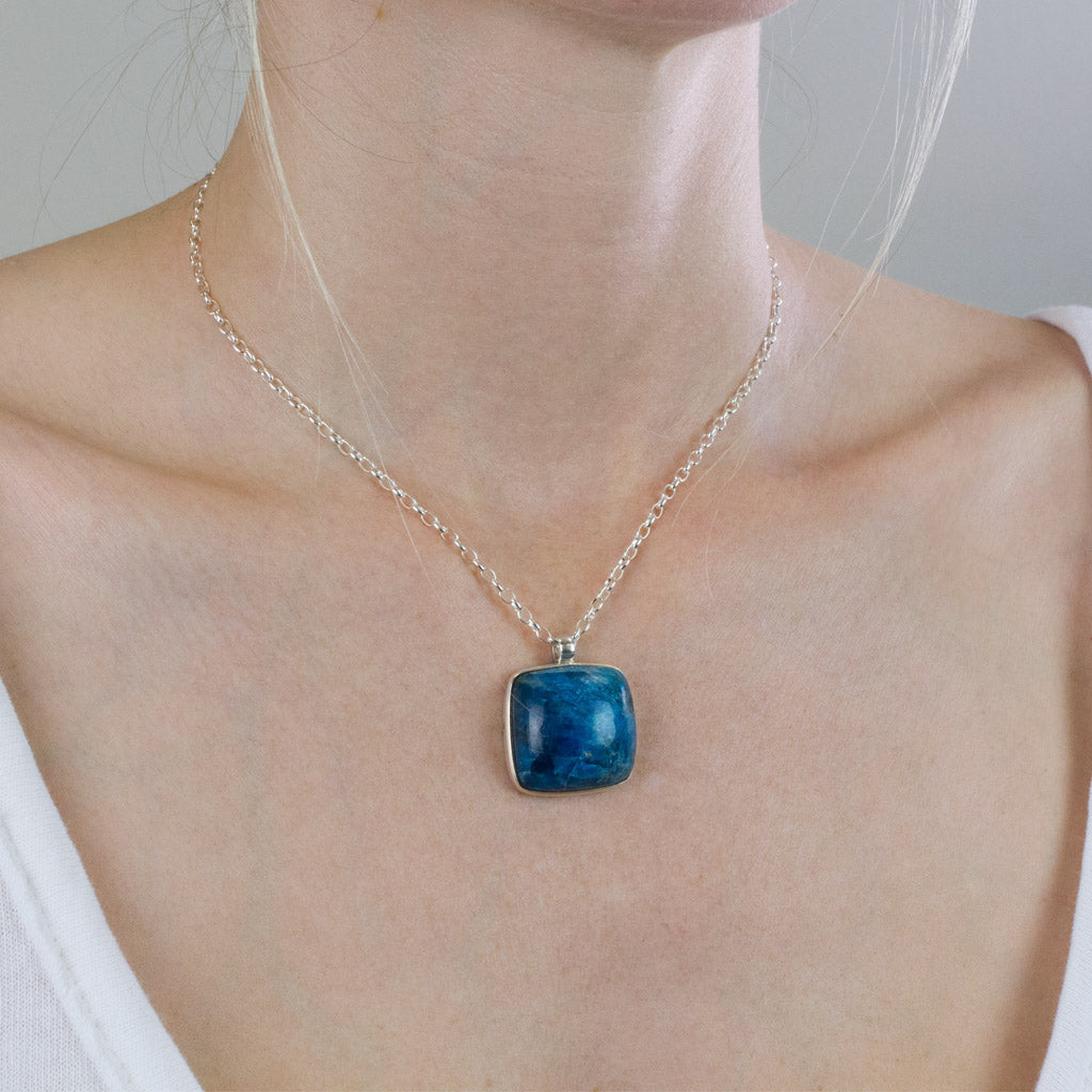 Apatite Necklace on model | MADE IN EARTH