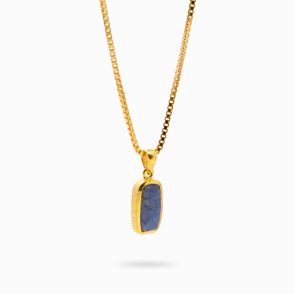 SAPPHIRE NECKLACE WITH YELLOW GOLD VERMEIL FINISH