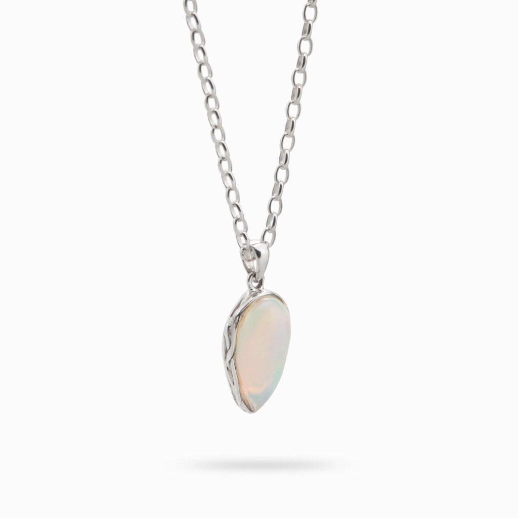 PRECIOUS OPAL NECKLACE