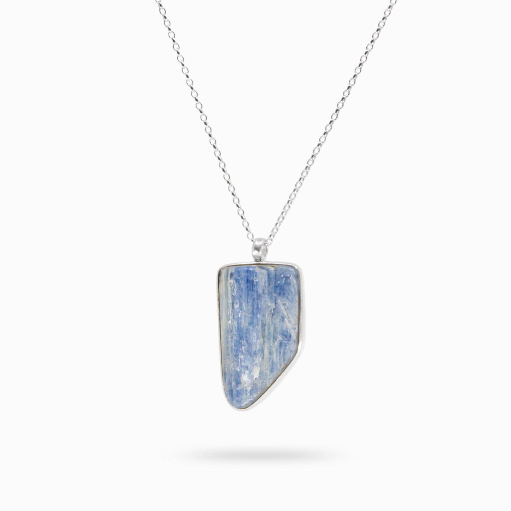 RAW BLUE KYANITE NECKLACE