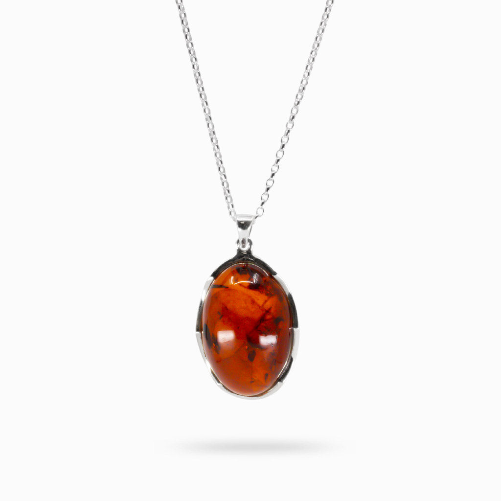 CABOCHON OVAL AMBER NECKLACE