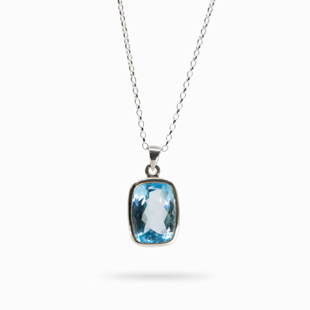 FACETED BLUE TOPAZ NECKLACE