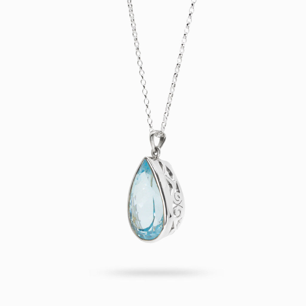 BLUE TOPAZ NECKLACE