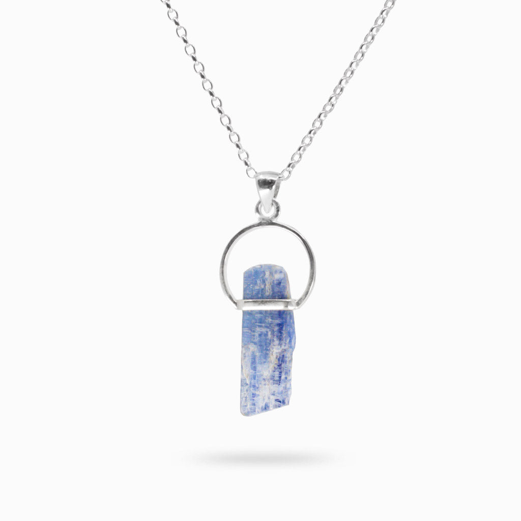 RAW HALO BLUE KYANITE NECKLACE