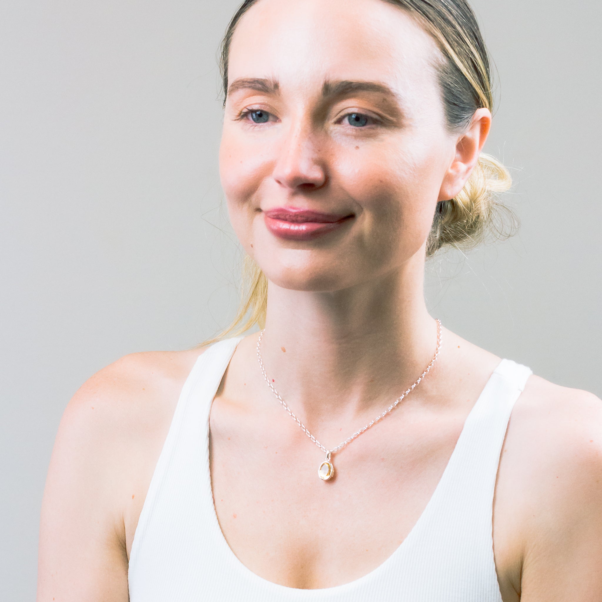 FACETED CITRINE NECKLACE ON MODEL