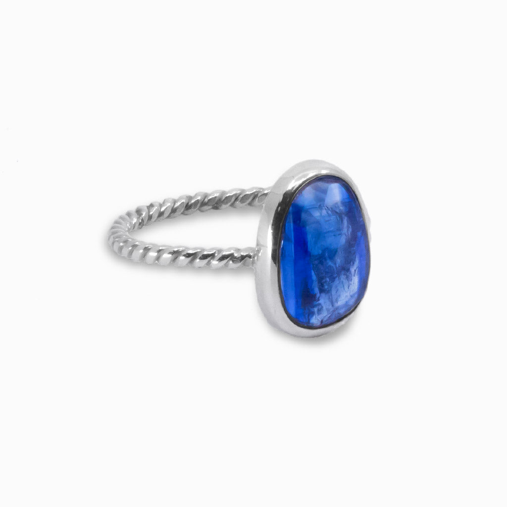 FACETED IOLITE RING