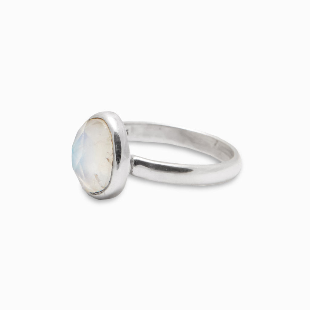 FACETED RAINBOW MOONSTONE RING