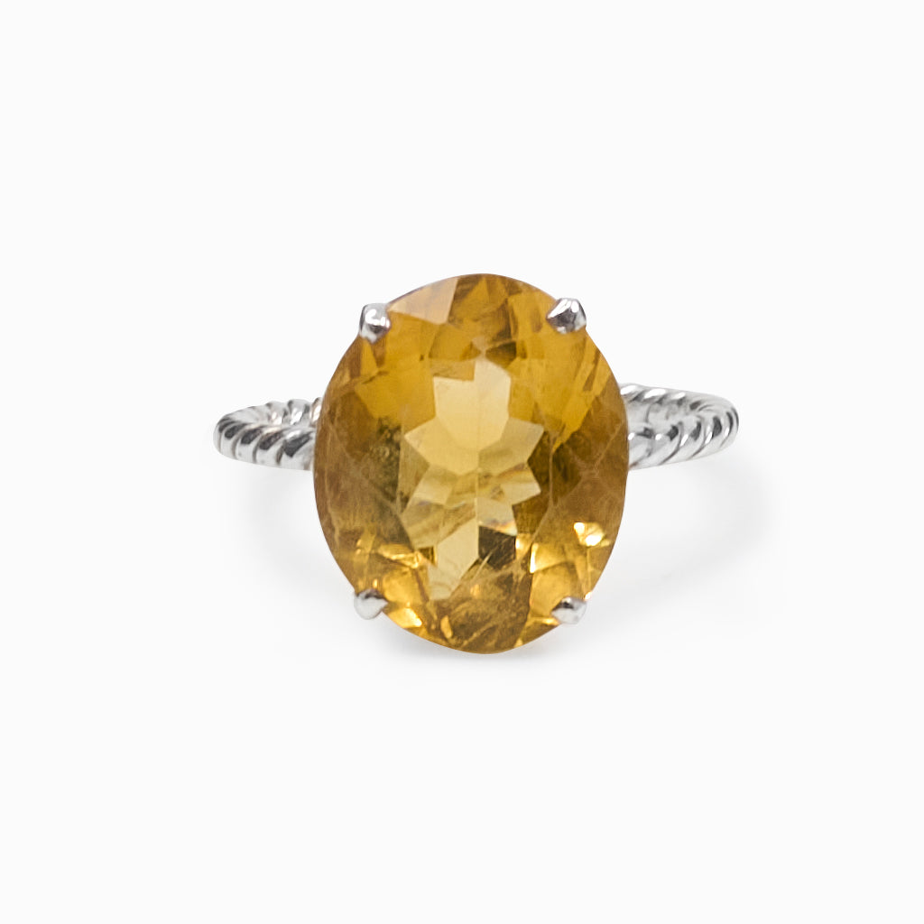 Faceted oval Citrine ring