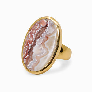 OVAL CABOCHON CRAZY LACE AGATE RING