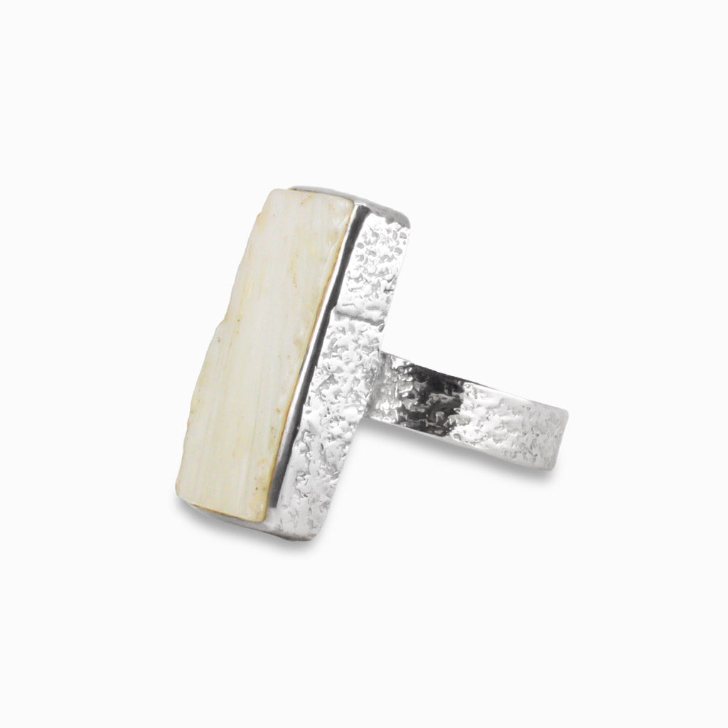 RAW RECTANGULAR SCOLECITE RING