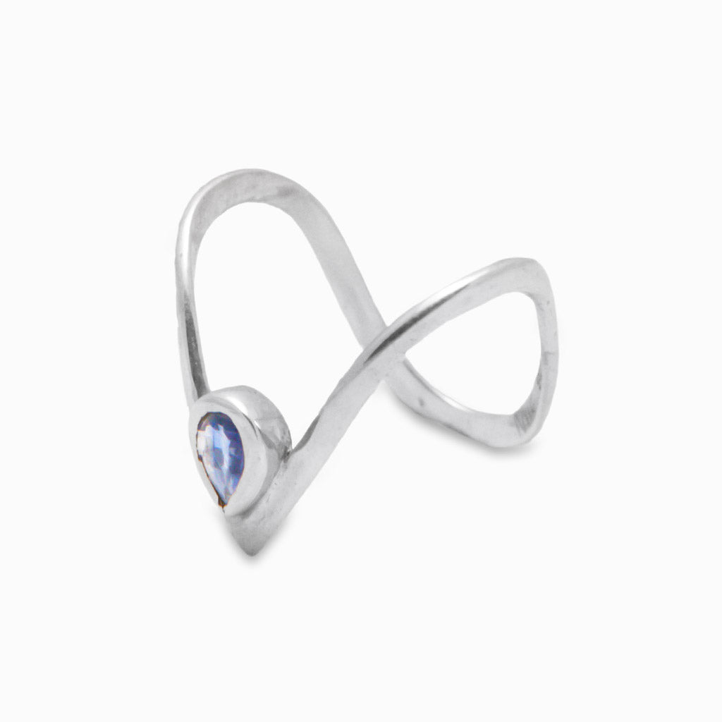 FACETED TEAR SAPPHIRE RING