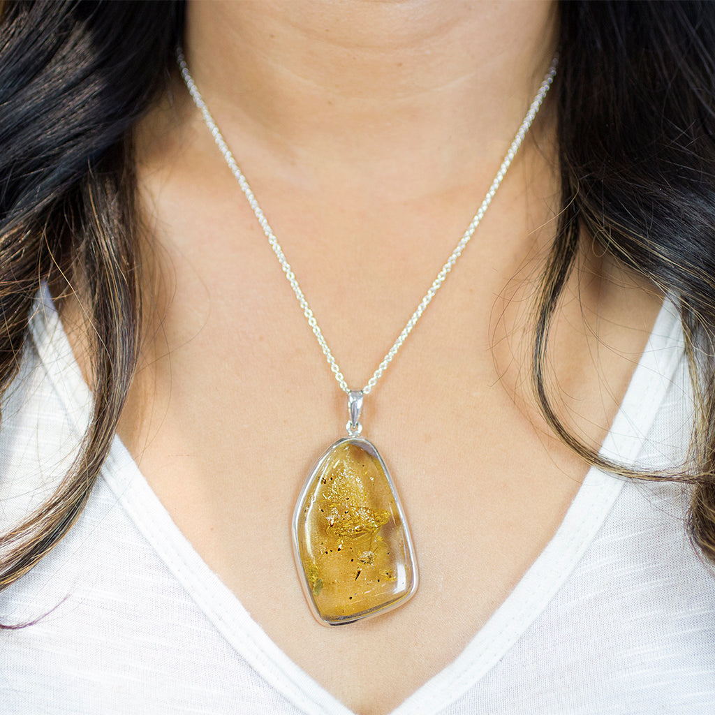 ORGANIC CABOCHON STERLING SILVER AMBER NECKLACE WITH INSECT INSIDE