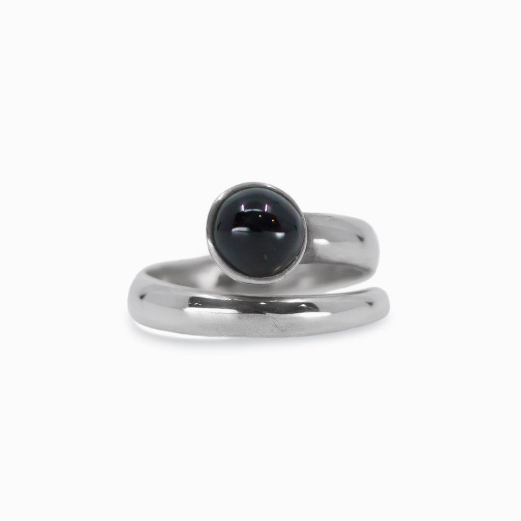 Cabochon Round Black Star Diopside ring