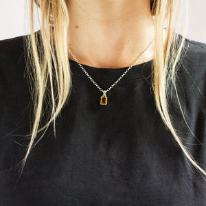 Yellow rectangle Citrine necklace made in earth On Model