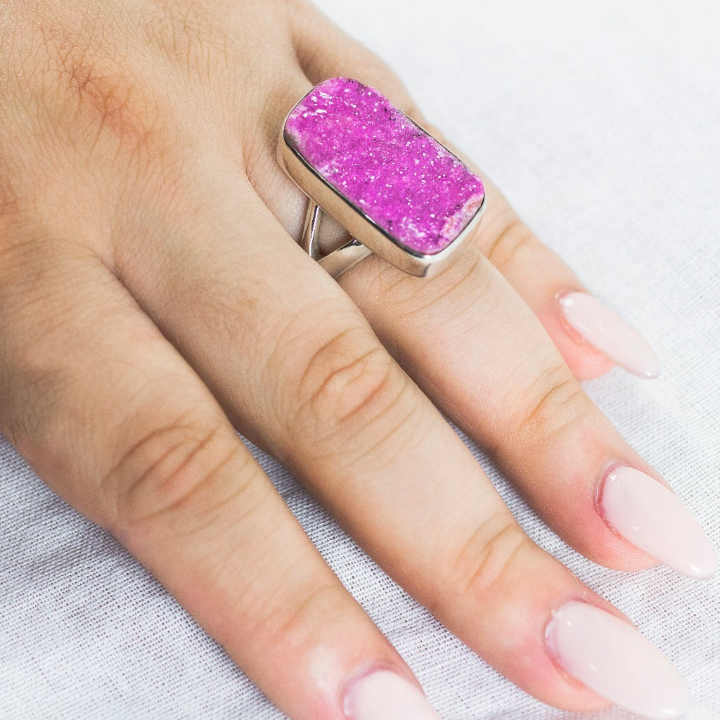 Model Wearing Cobaltian Calcite Bright pink Ring