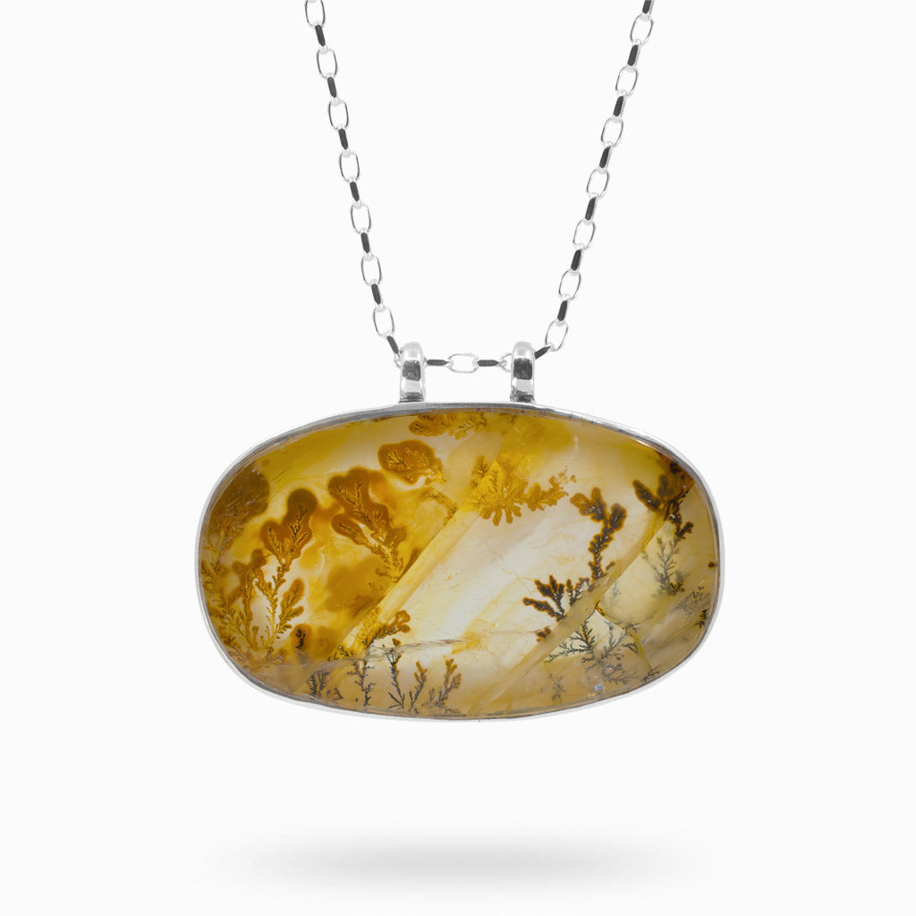 Cabochon Oval Dendritic Quartz necklace