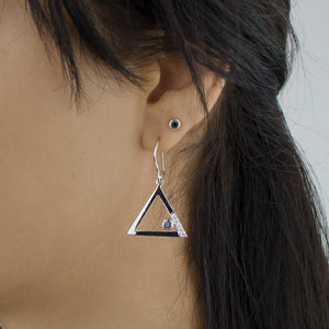 Triangulo: Black Spinel & Diamond Drop Earrings on Model