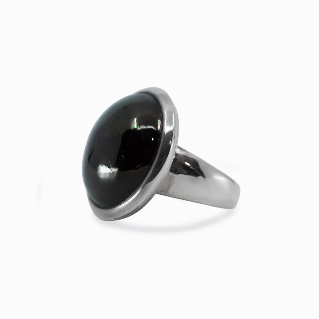 Round Cabochon jet ring