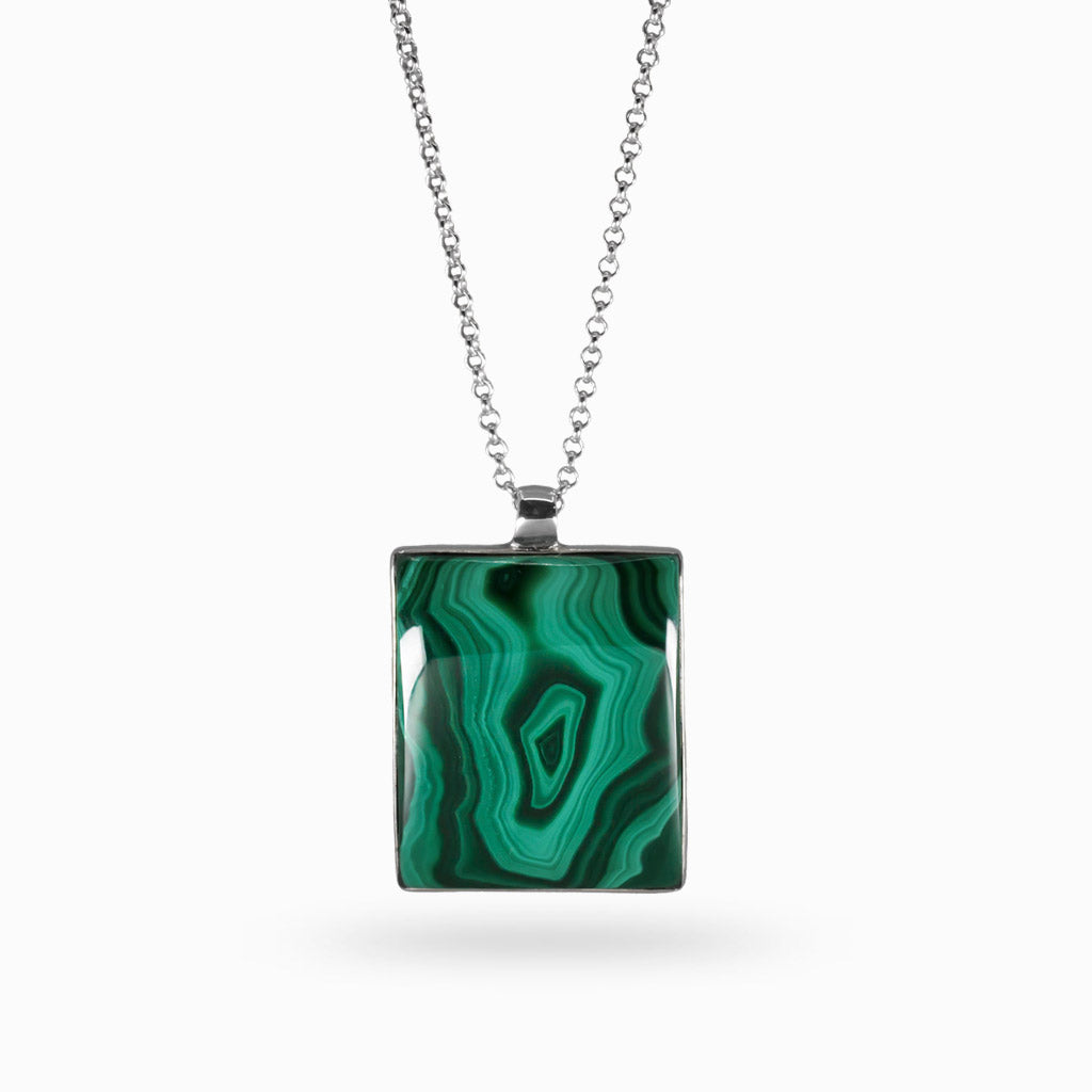 Malachite Necklace green beautiful banded patterns and swirls Made In Earth