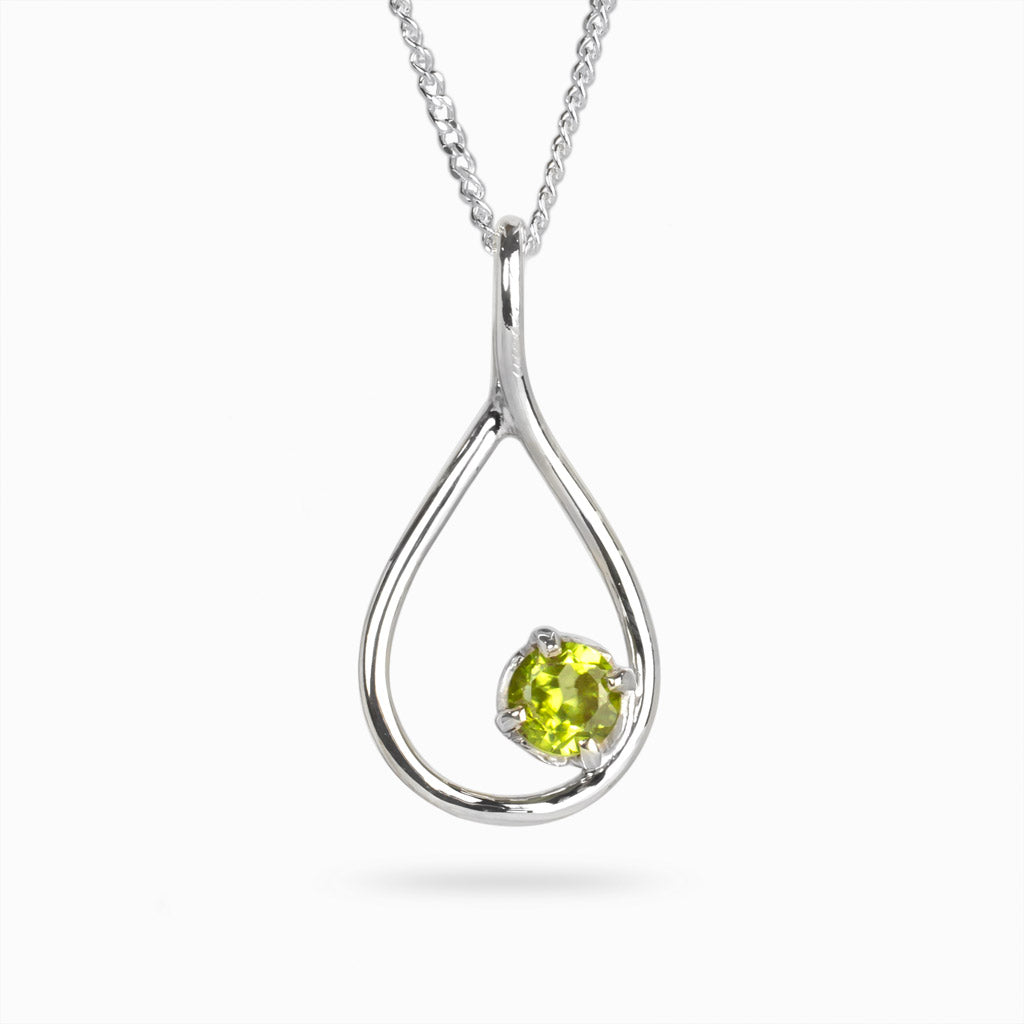 AUgust birthstone Peridot necklace Made in earth
