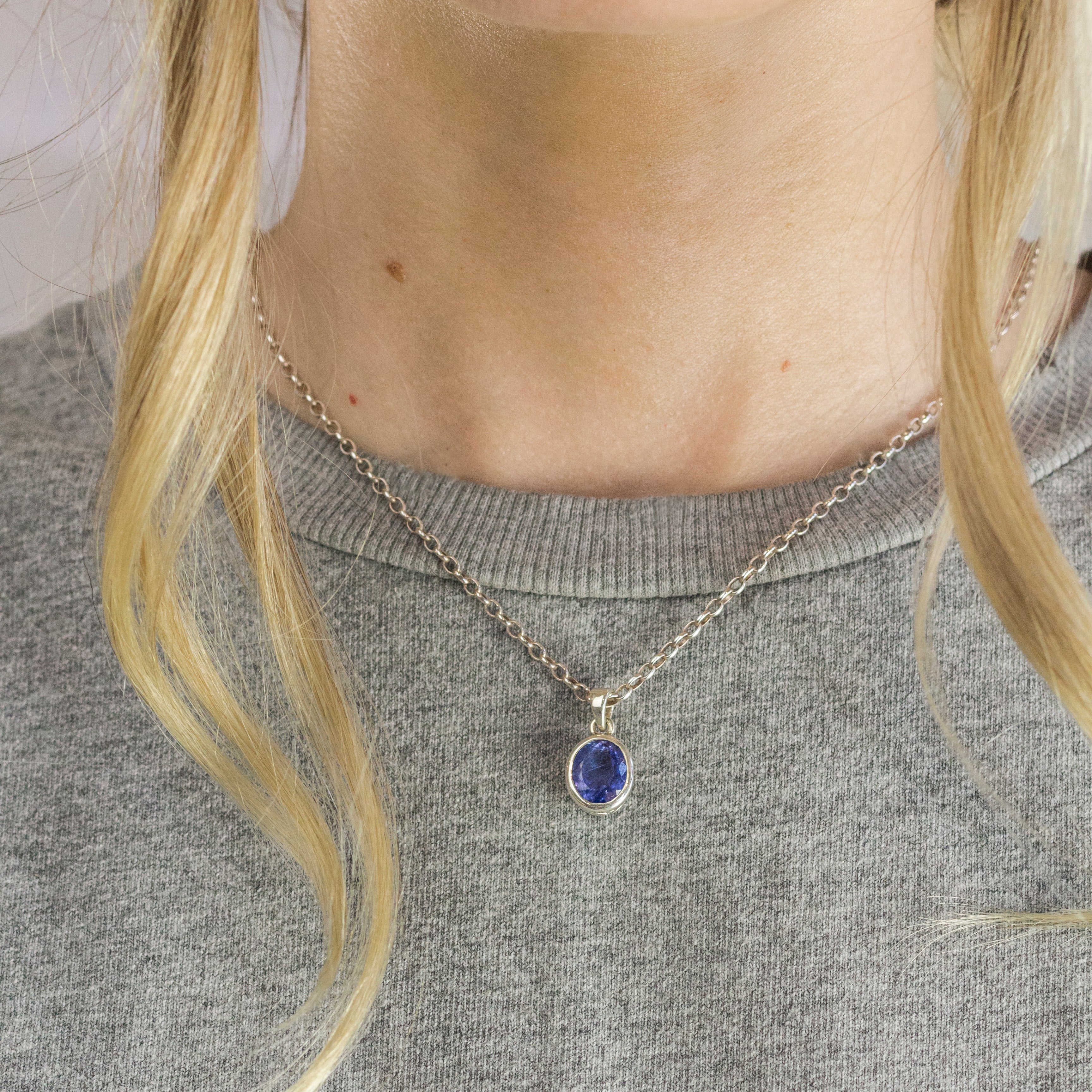 Model Wearing Oval faceted Tanzanite Necklace