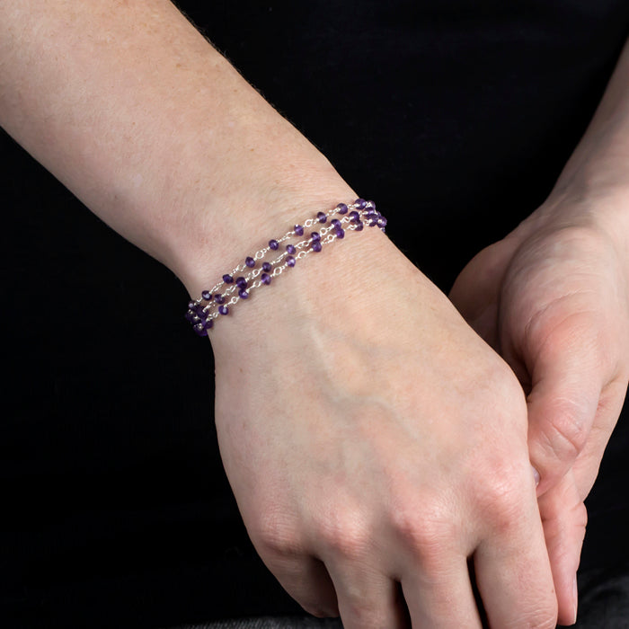 Amethyst beaded chain bracelet on model