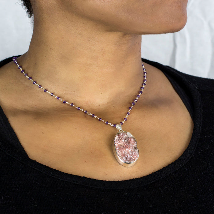 Amethyst beaded chain necklace with pendant on model