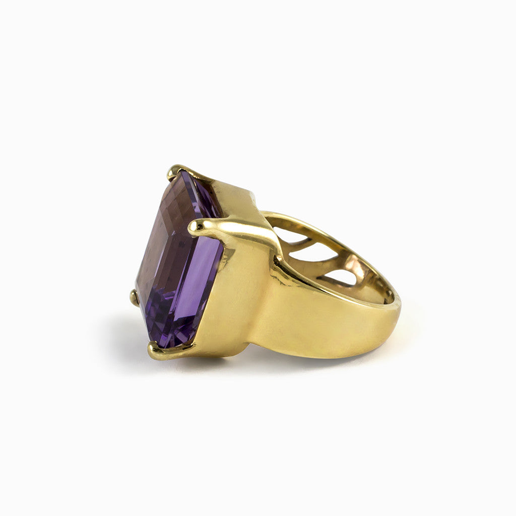 Amethyst Ring from the Made Gold Collection 